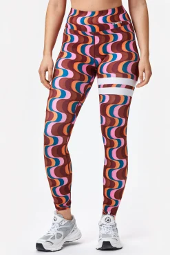 Hot STRONGER Explore Leggings Swerve