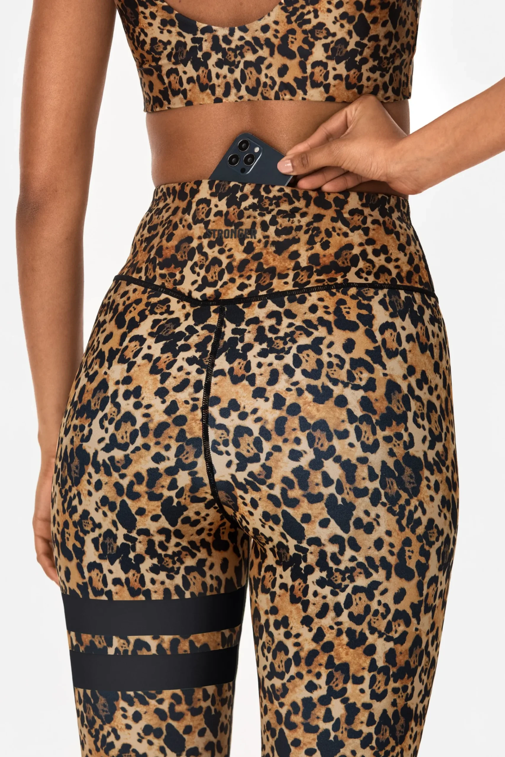 Sale STRONGER Leo Legging Black