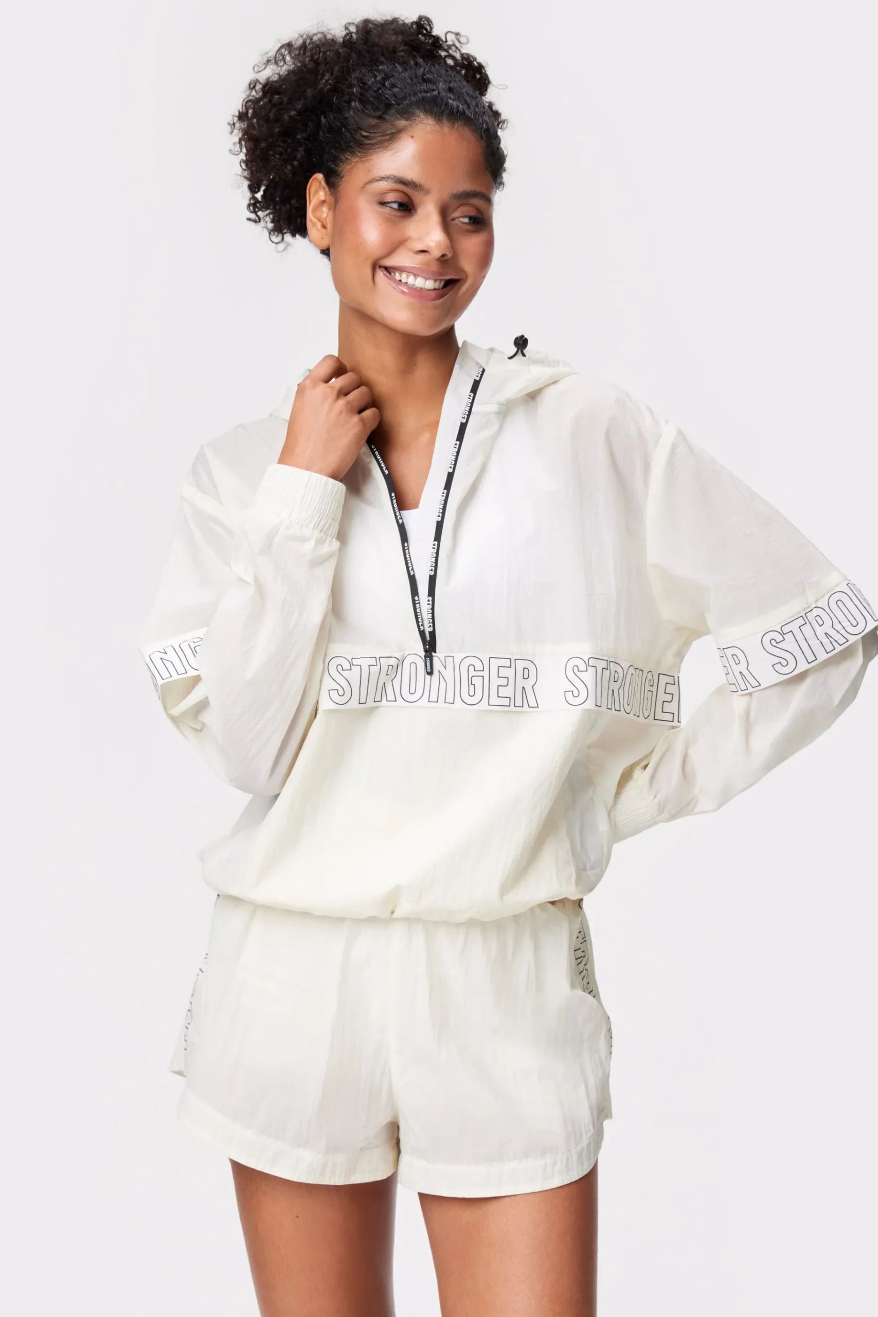 Outlet STRONGER Logo Wind Anorak Jas Whisper White