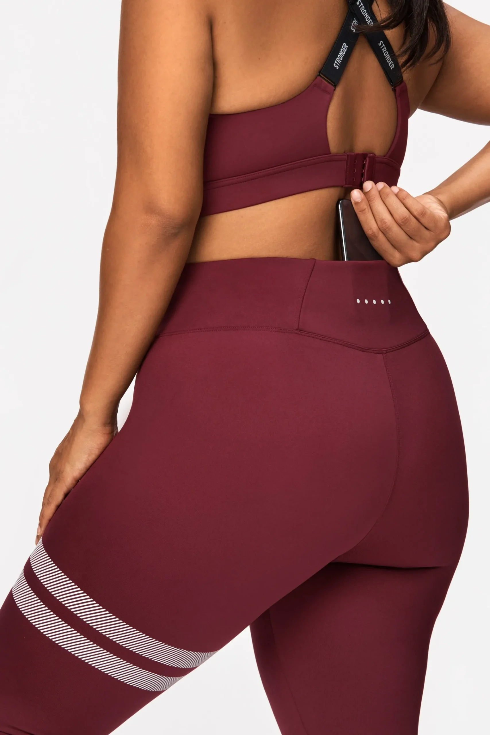 Online STRONGER Power Legging Zinfandel