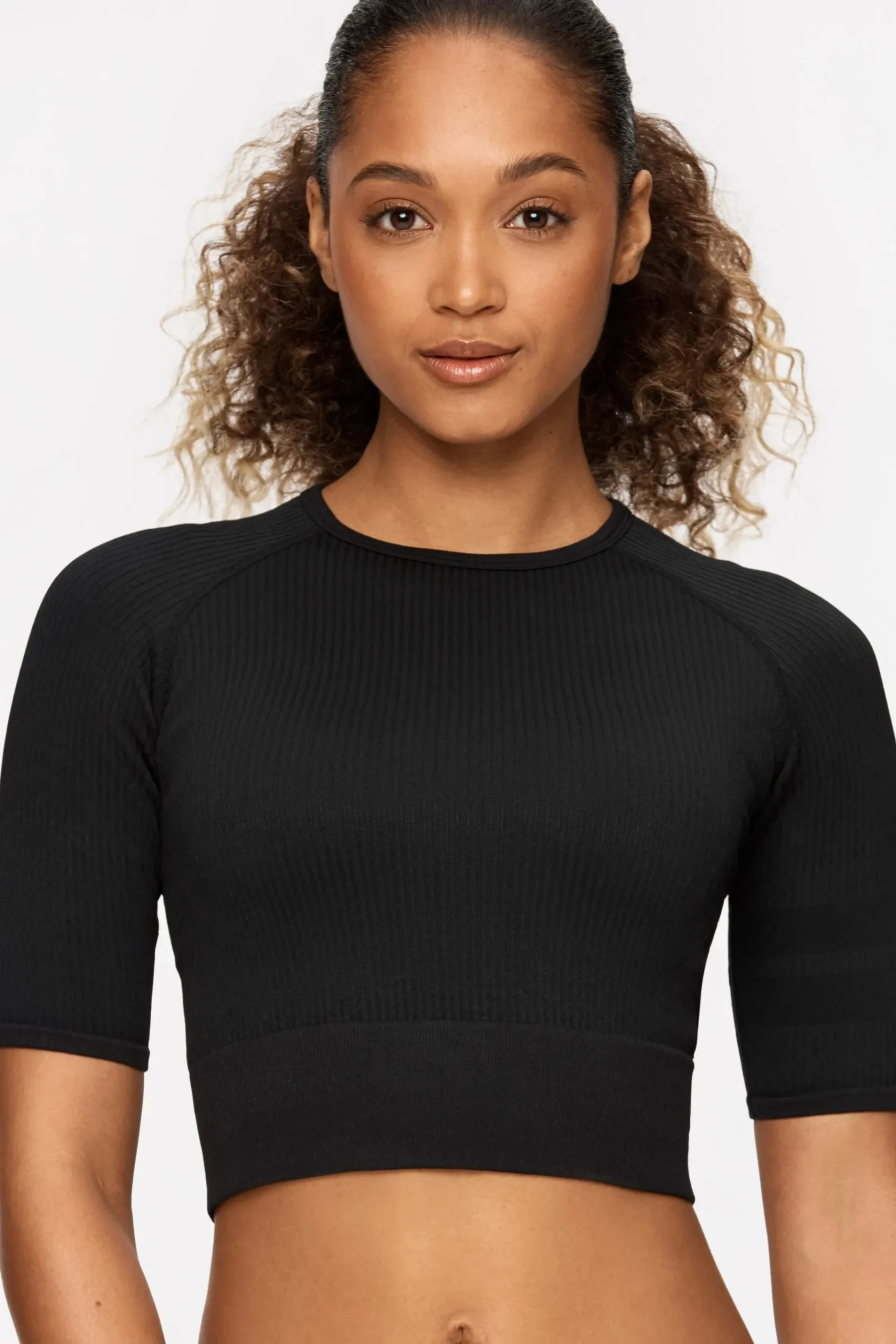 Discount STRONGER Rib Seamless Cropped T-shirt Black