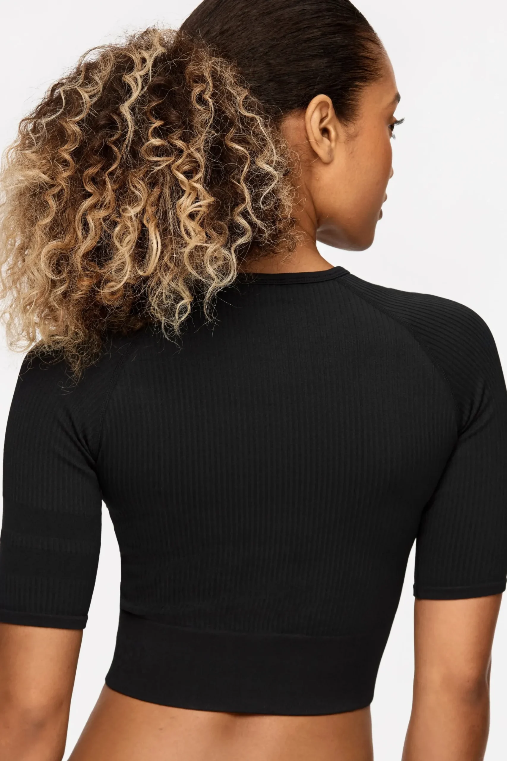 Discount STRONGER Rib Seamless Cropped T-shirt Black