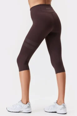 Online STRONGER Signature Capri Legging Black Coffee