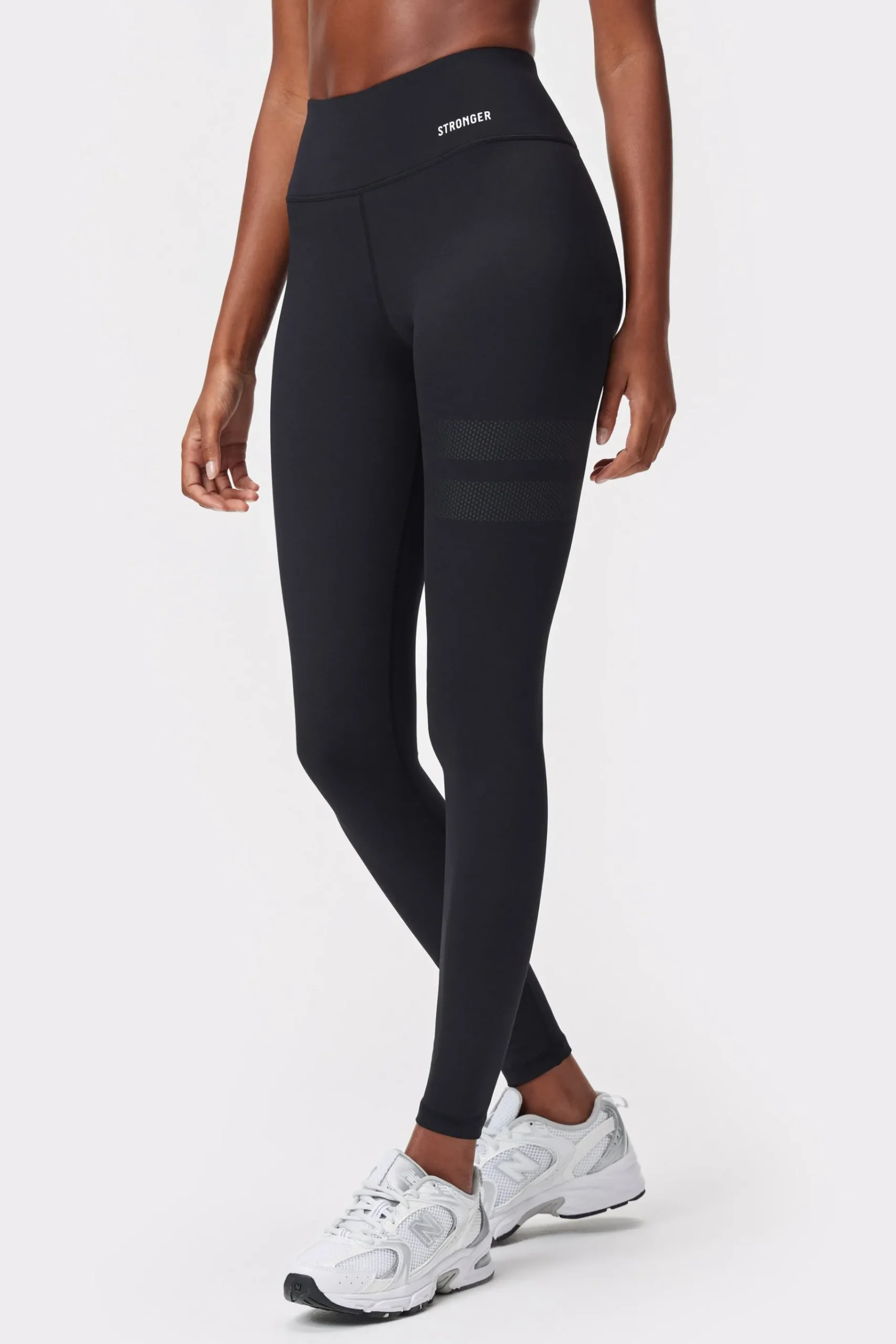 Best STRONGER Signature Contouring Legging Black