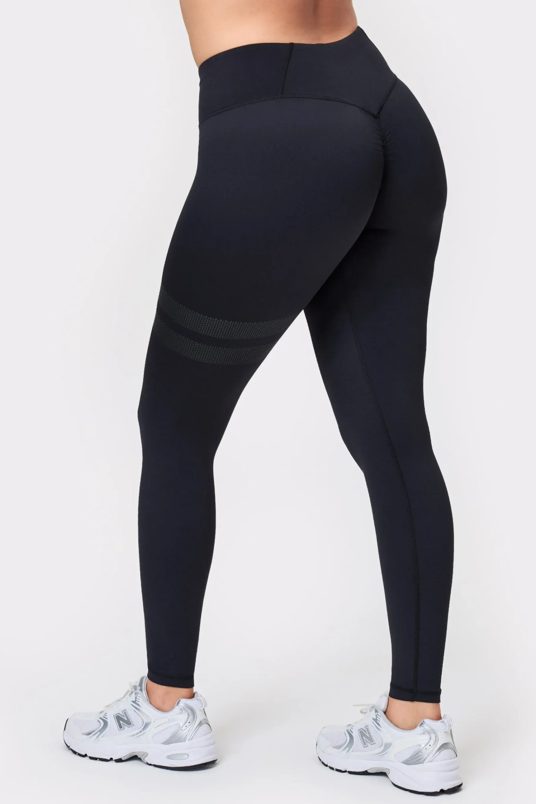 Best STRONGER Signature Contouring Legging Black