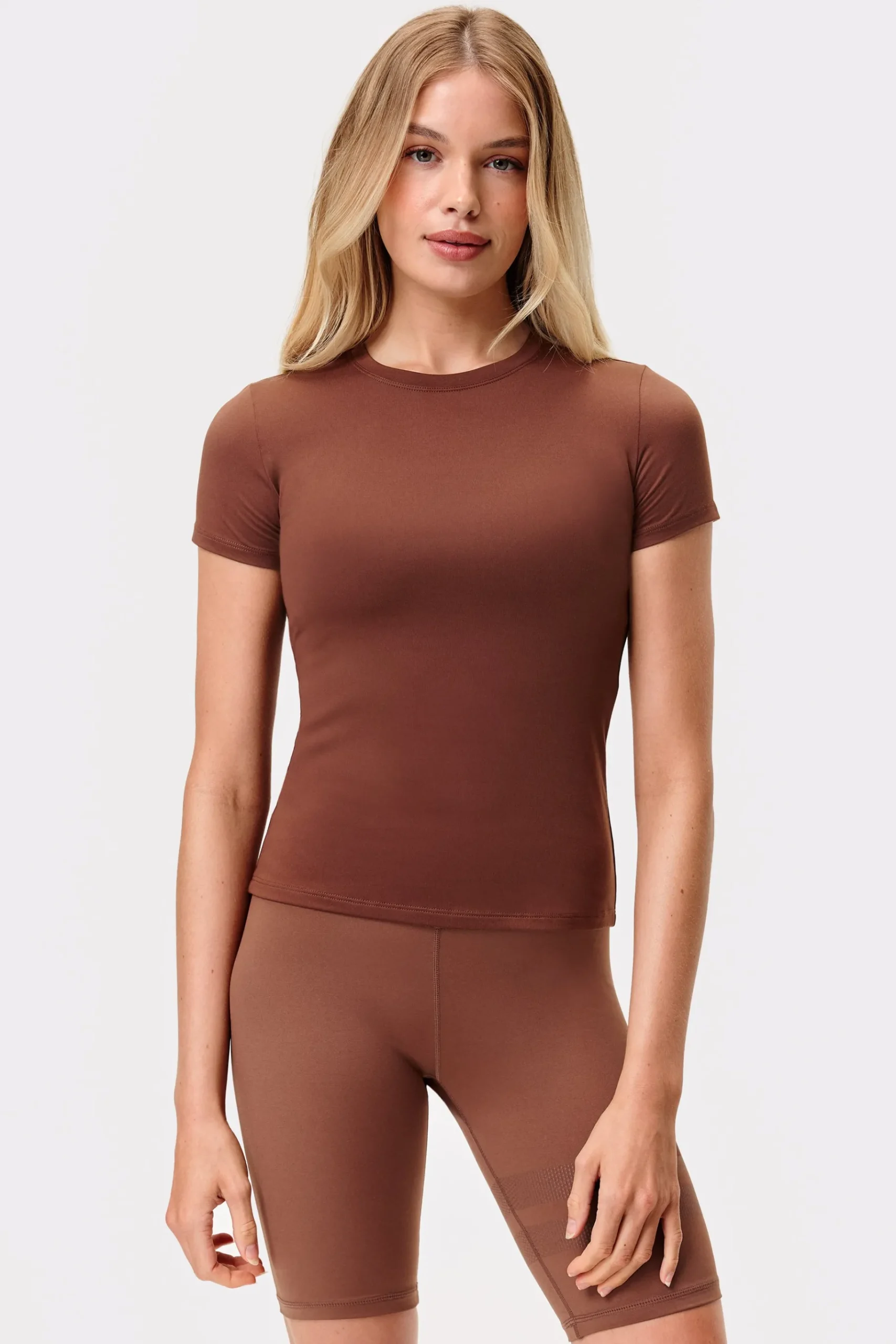 Best STRONGER The One T-shirt Cappuccino