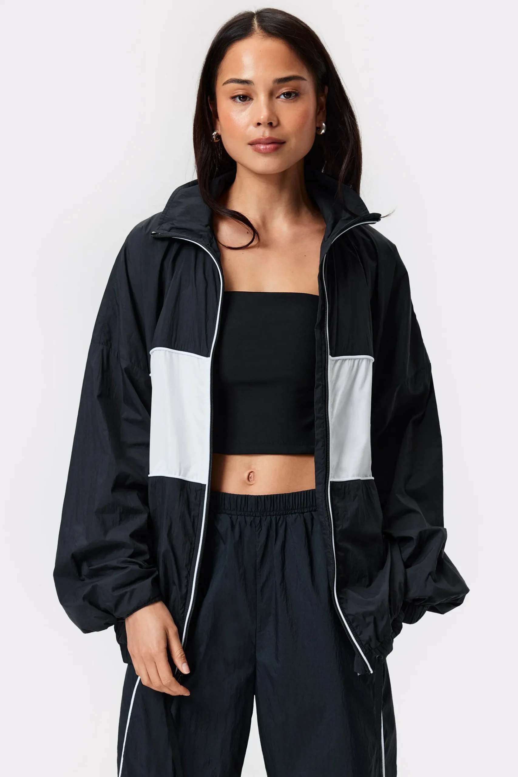 Discount STRONGER Woven Jas Black